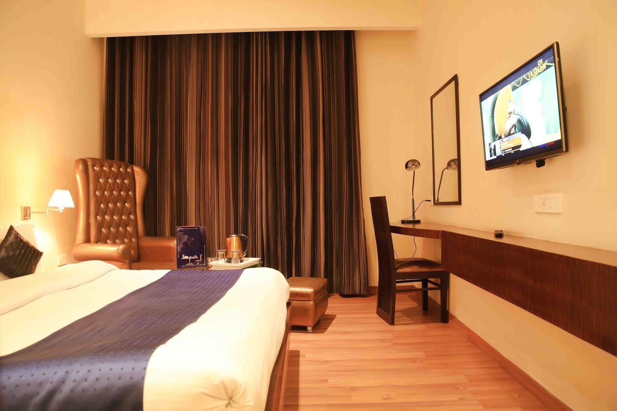 Fabhotel Prudent Амрітсар Екстер'єр фото